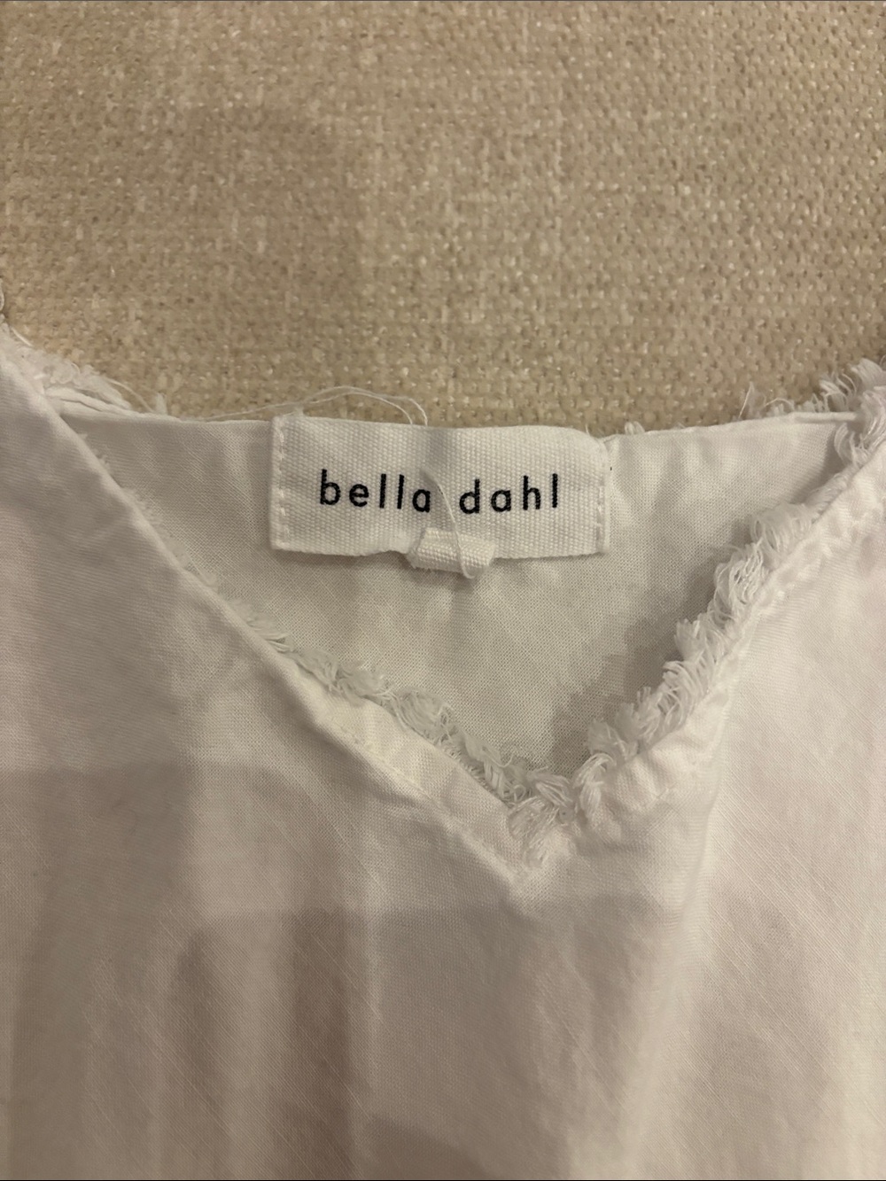 Bella Dahl White V-Neck Lace Trim Camisole - Picture 3 of 6